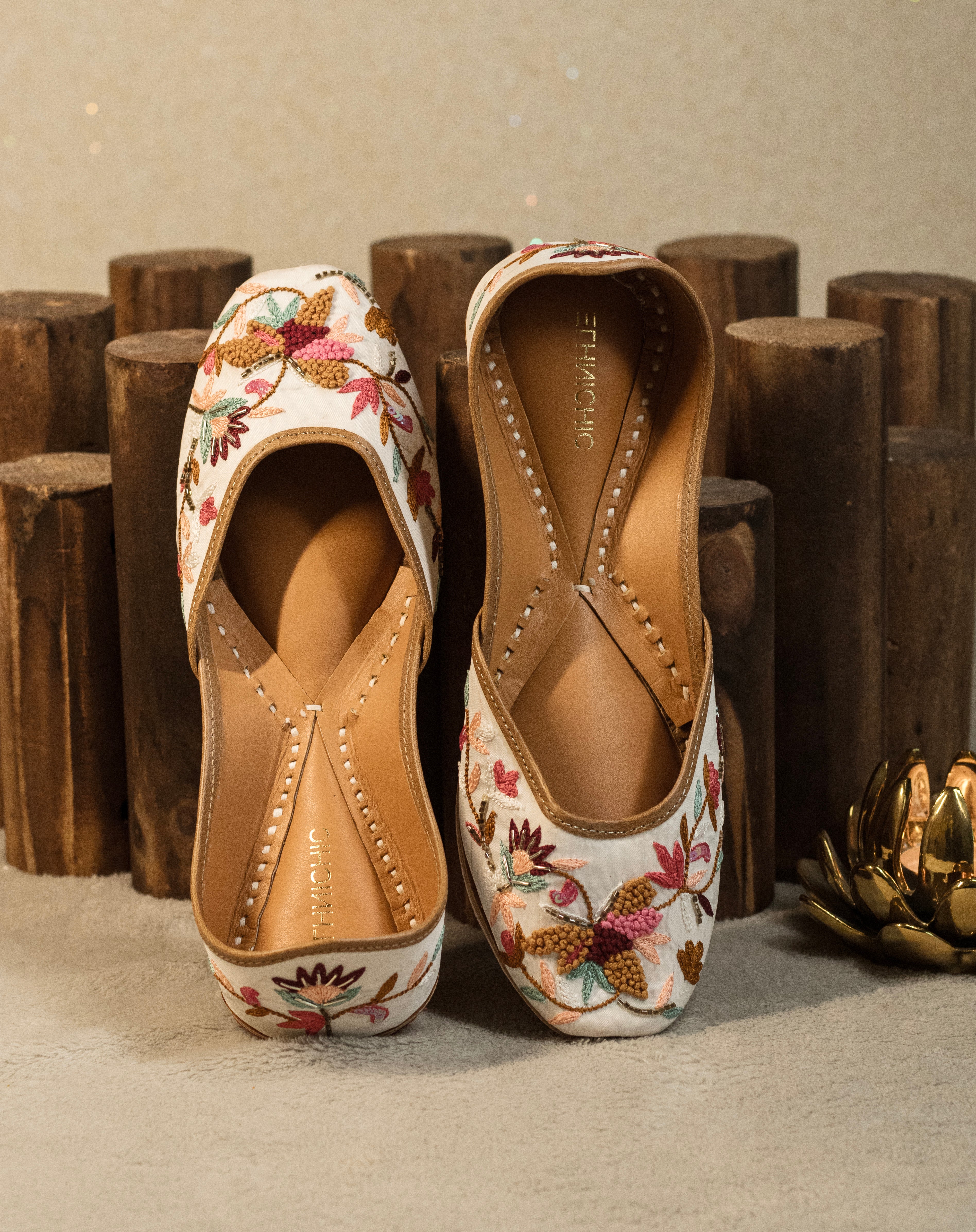 Earth Tone Floral Threadwork Ivory Jutti