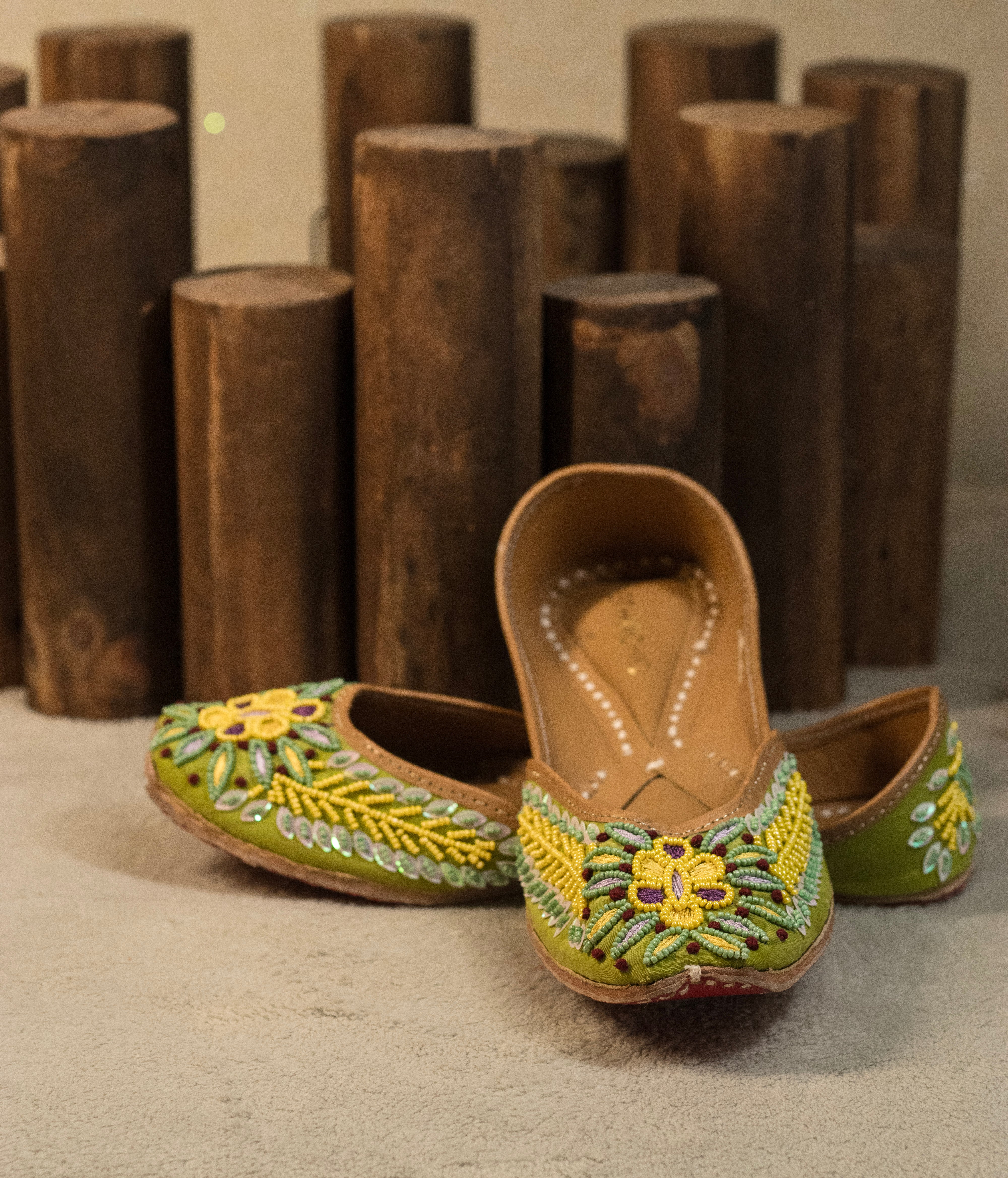 Olive Bloom Hand-Beaded Lime Jutti