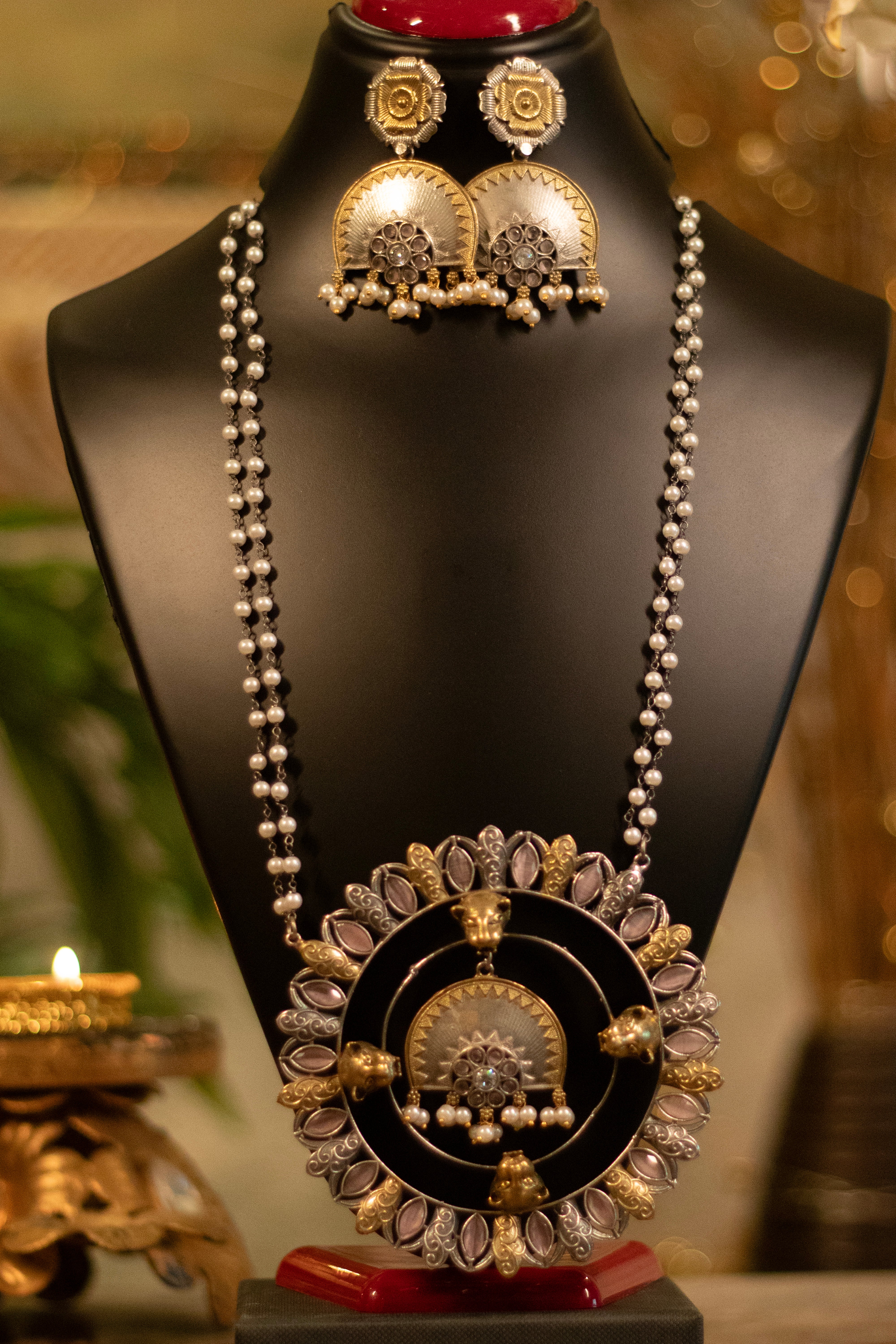 Royal Dual-Tone Mandala & Lion Motif Jewelry Set