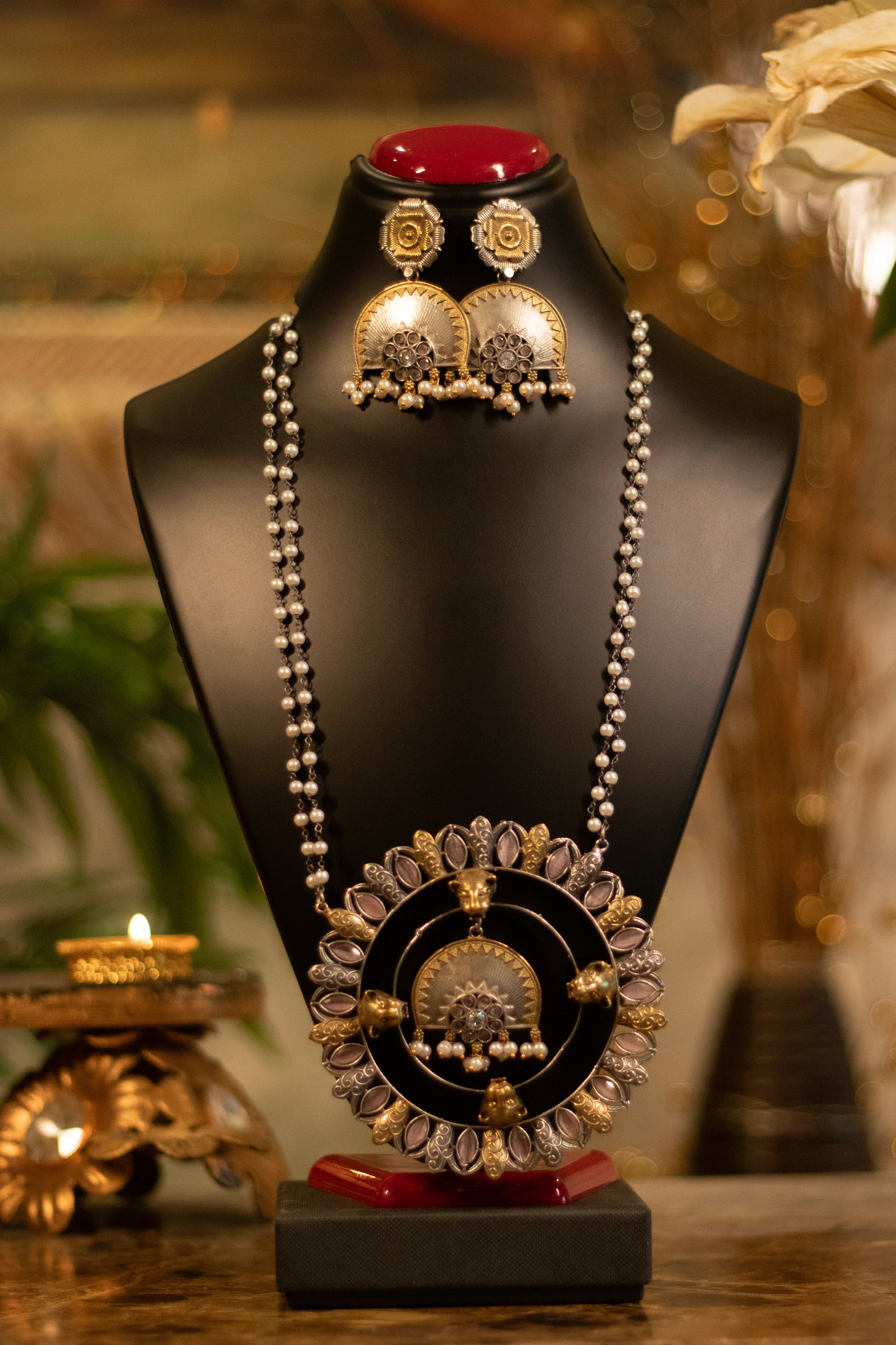 Royal Dual-Tone Mandala & Lion Motif Jewelry Set